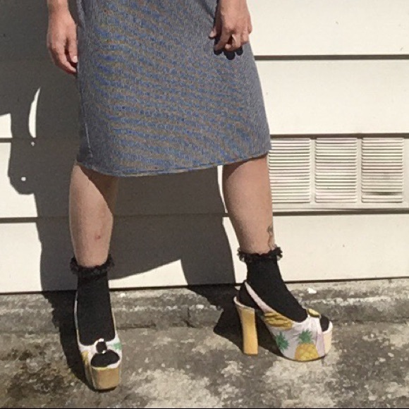 PINEAPPLE PLATFORM SANDAL - Picture 2 of 3